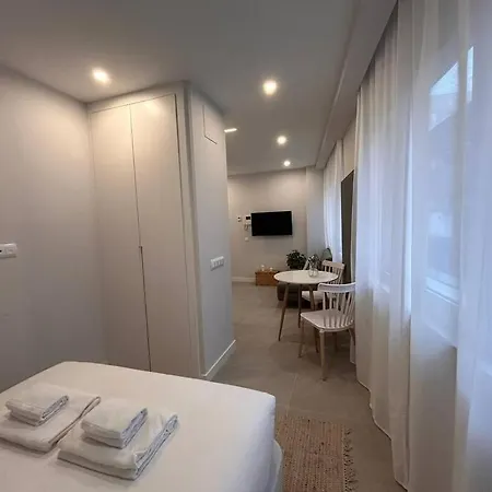 Cozy Studio In Tetuan - En 1/9 Madrid Exterior photo